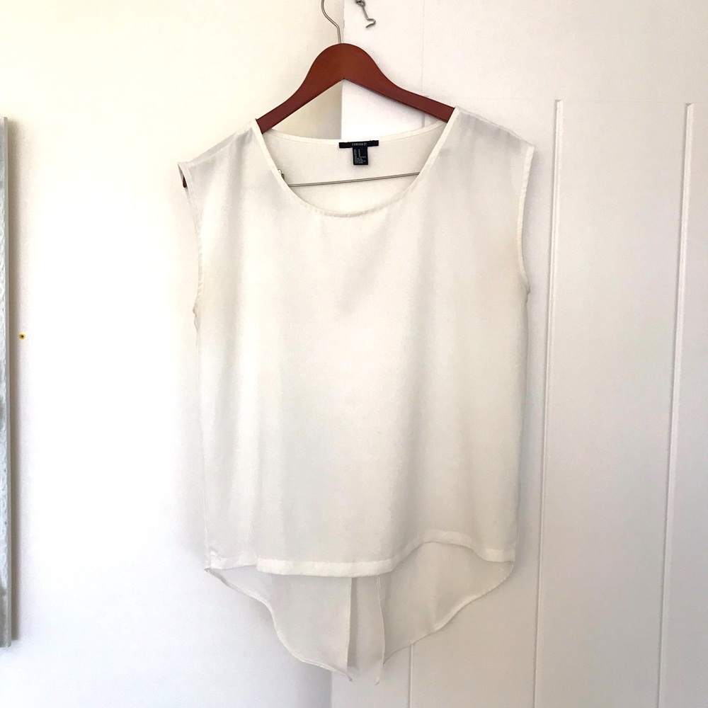 Forever 21 white blouse size m.